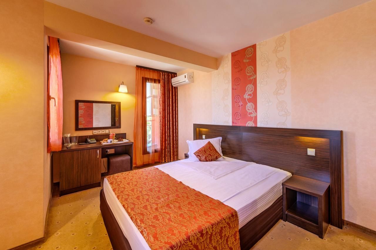 Отель Eleganza Family Hotel София-35